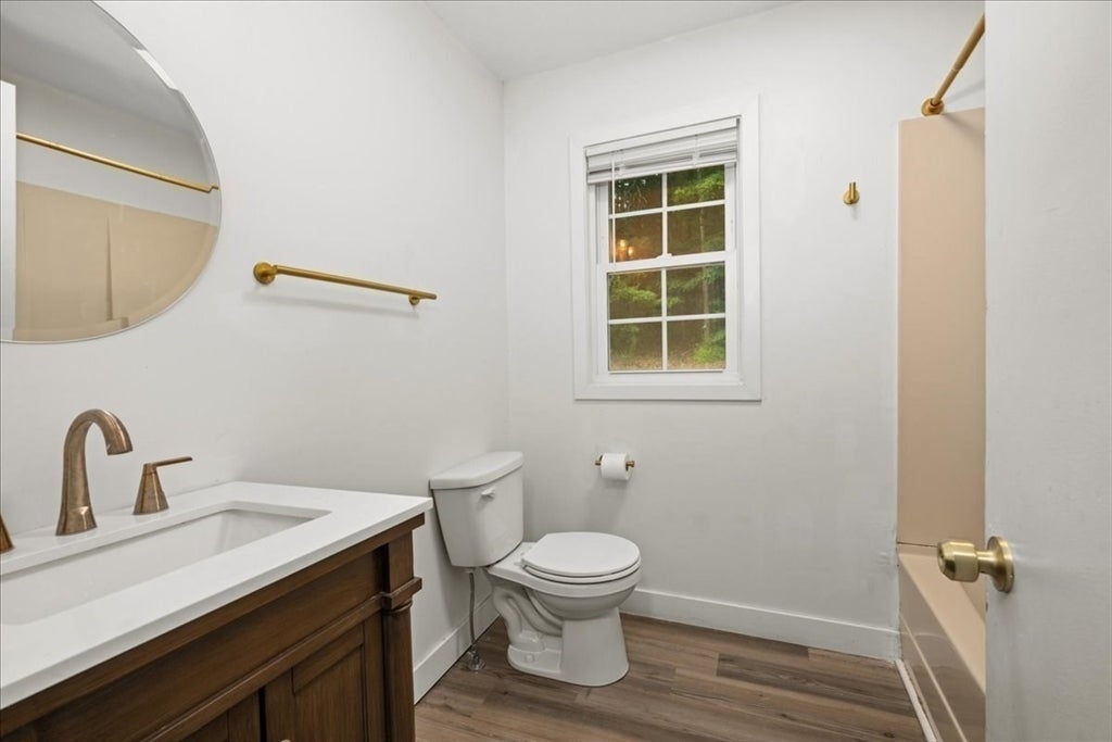 19 East Rd, Westminster, MA, 19 East Rd, Westminster, MA Photo #8