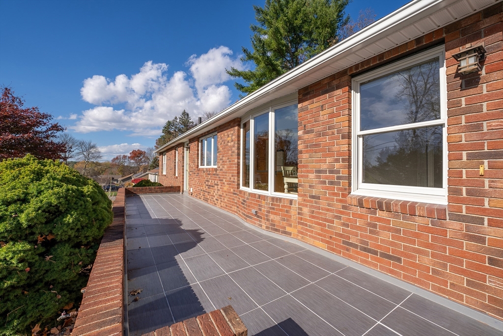 14 Glenn Dr