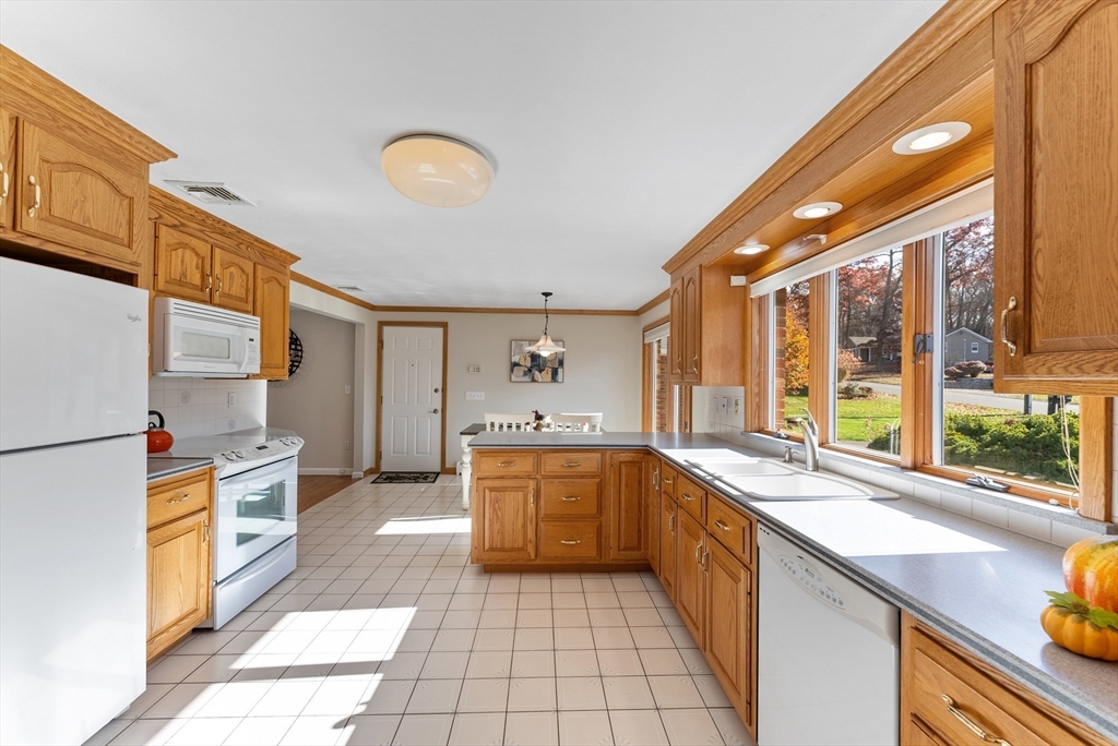 14 Glenn Dr