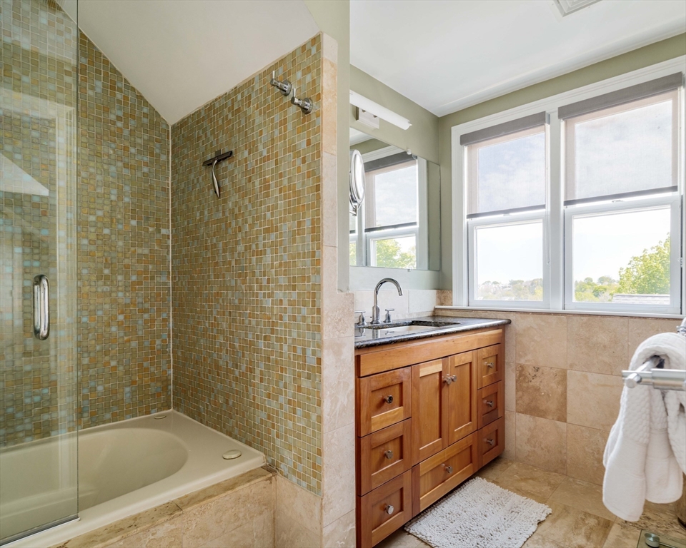 60 Dracut Street #5, Boston, MA Photo #27