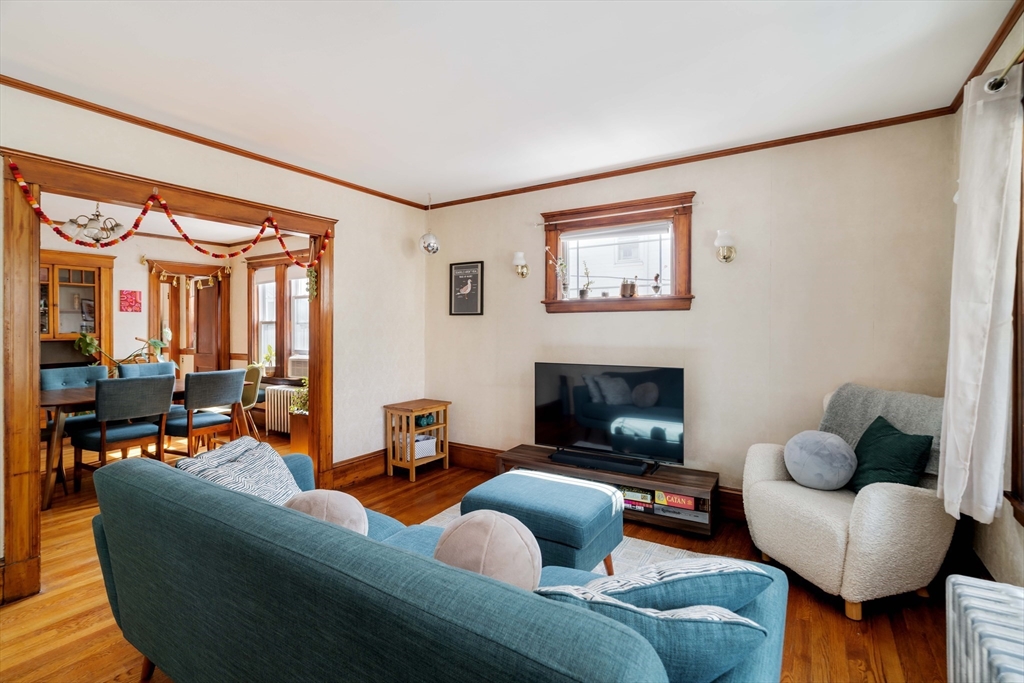 40-42 Elmira St