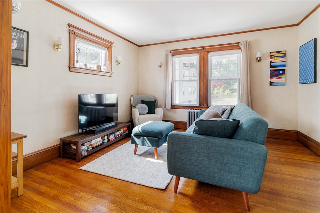 40-42 Elmira St
