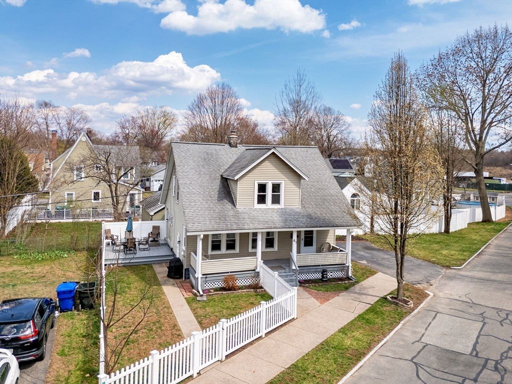 Photo of 61 Spencer Street, Springfield, MA 01118 (MLS # 73503055)