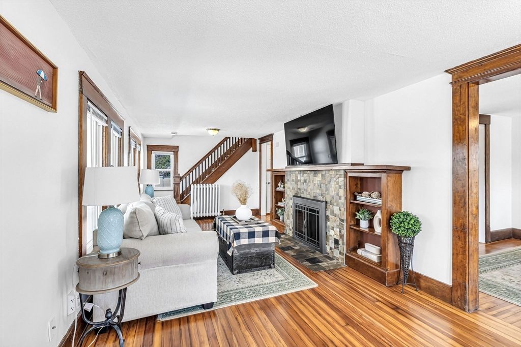 Photo of 61 Spencer Street, Springfield, MA 01118 (MLS # 73503055)