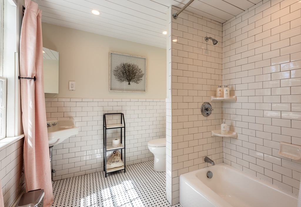 34 Mount Pleasant Street, Rockport, MA Photo #17