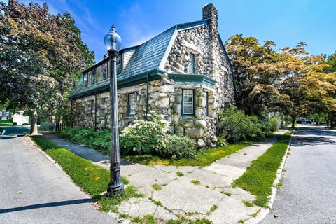Photo of 30 Arnold Place, New Bedford, MA 02740 (MLS # 73569578)