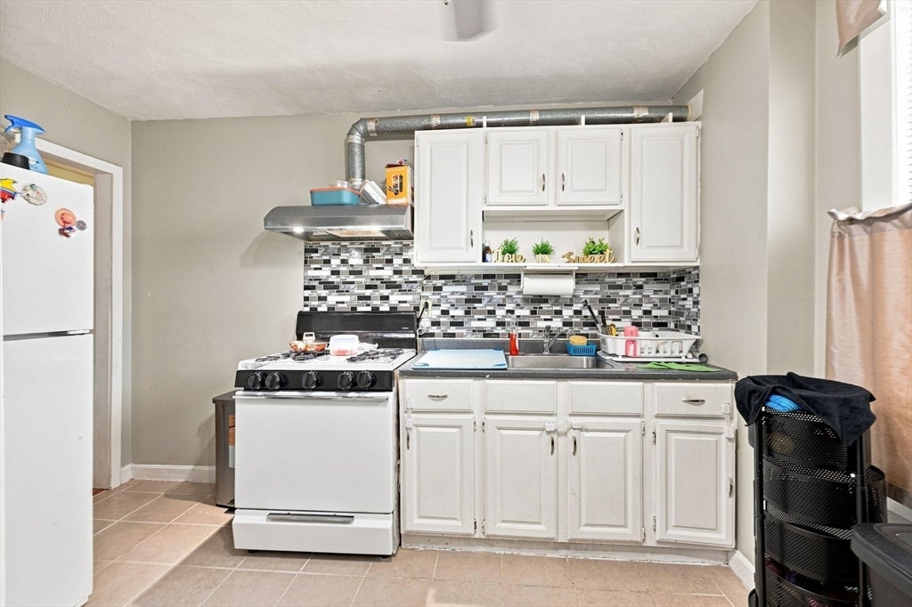 427 Broadway, Lynn, MA, 427 Broadway, Lynn, MA Photo #17