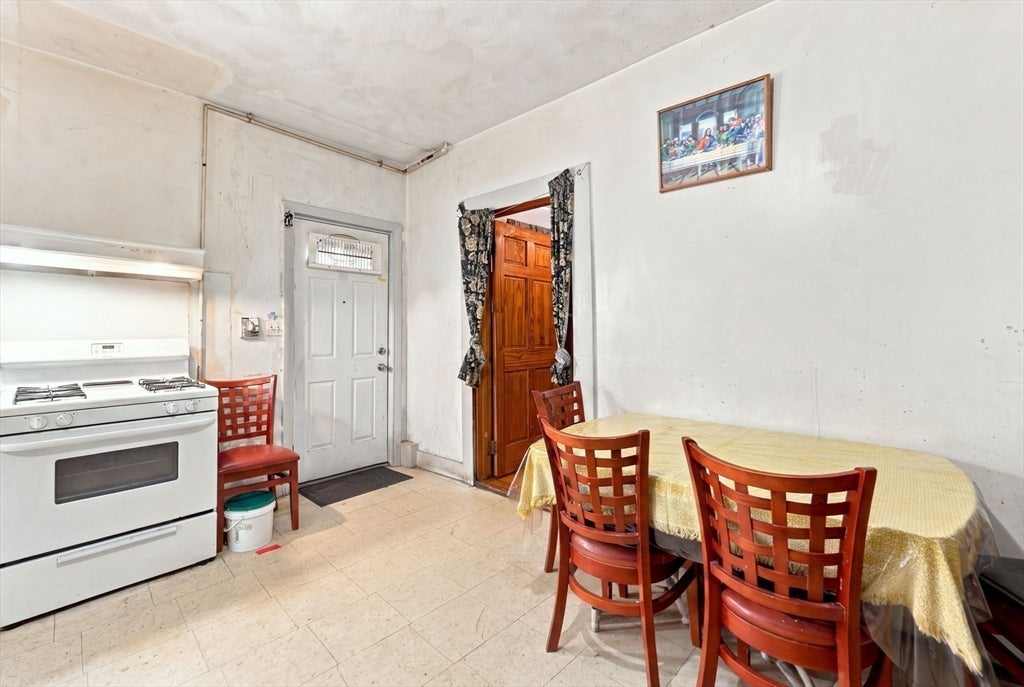 427 Broadway, Lynn, MA, 427 Broadway, Lynn, MA Photo #10