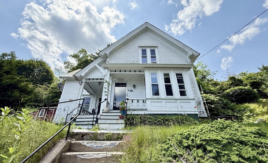 156 Sanborn St