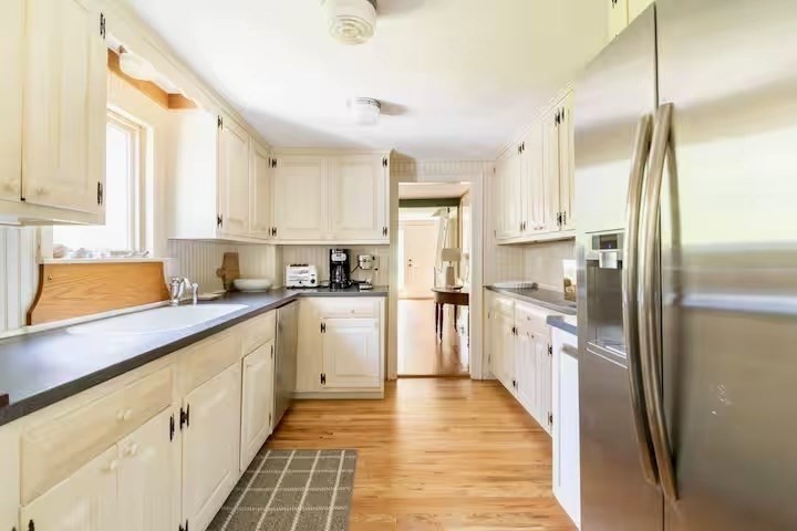 60 Rock Harbor Rd