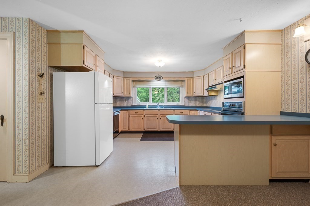 211 Sewall St