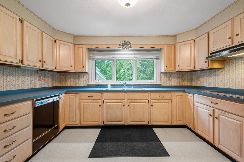 211 Sewall St