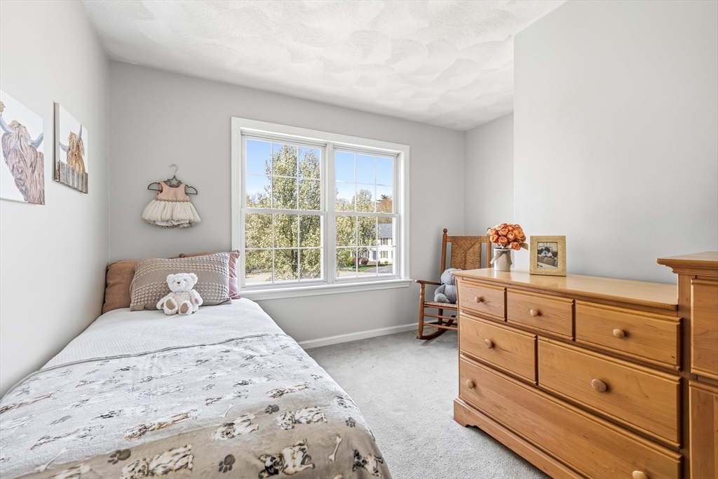 1 Tallowood Ln, Amesbury, MA Photo #33