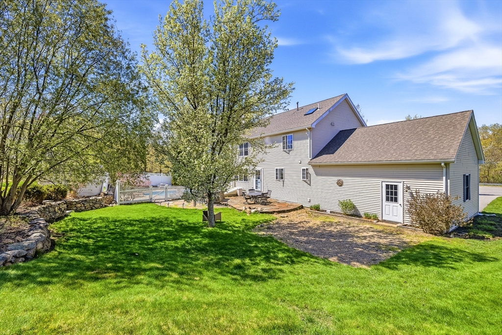 1 Tallowood Ln, Amesbury, MA Photo #40