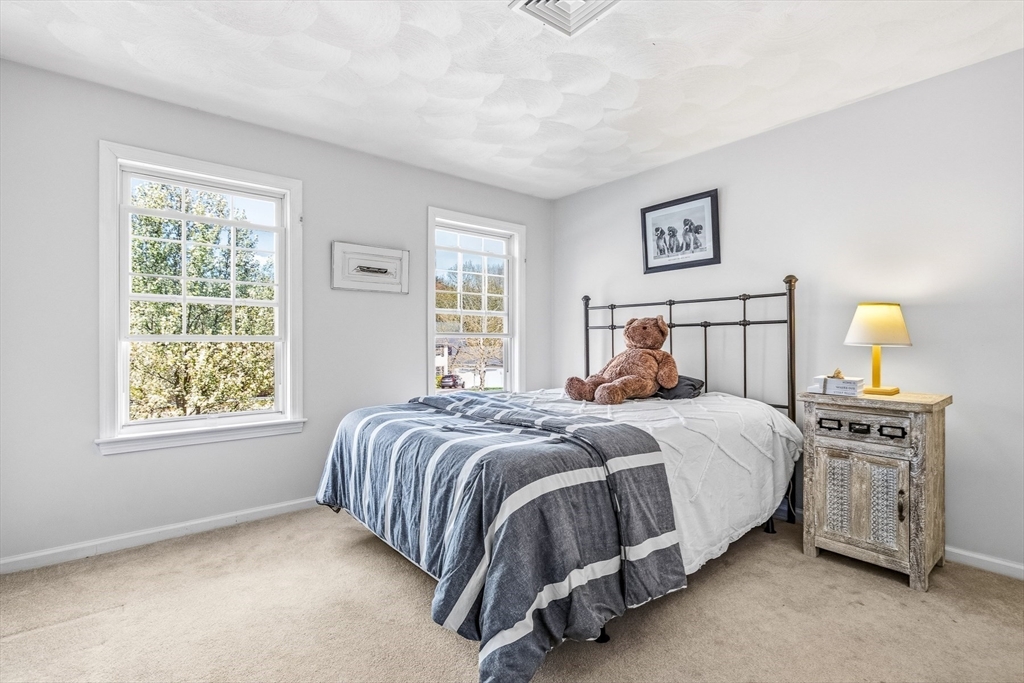 1 Tallowood Ln, Amesbury, MA Photo #35