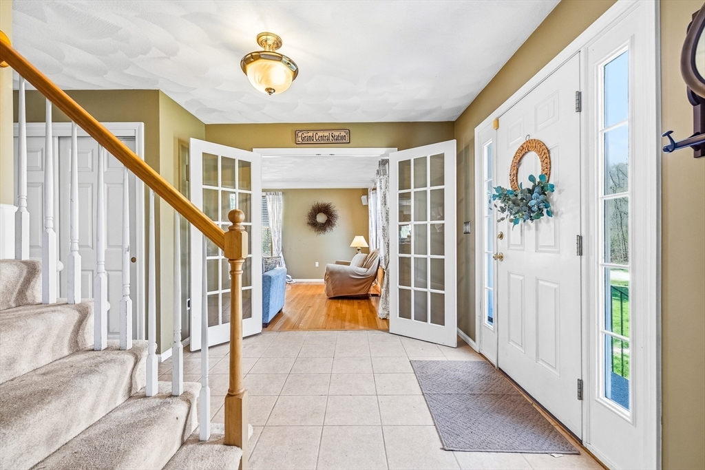 1 Tallowood Ln, Amesbury, MA Photo #12