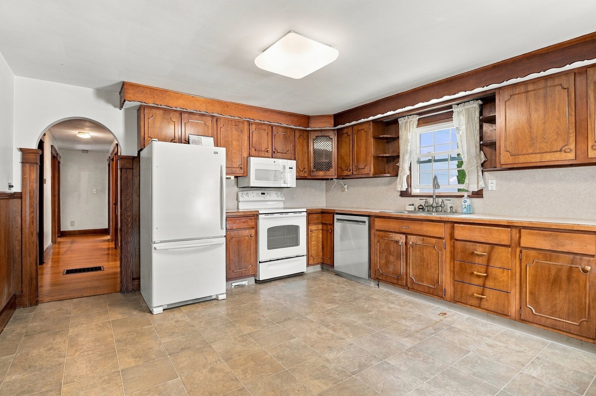 416 Rochdale St, Auburn, MA, 416 Rochdale St, Auburn, MA Photo #11