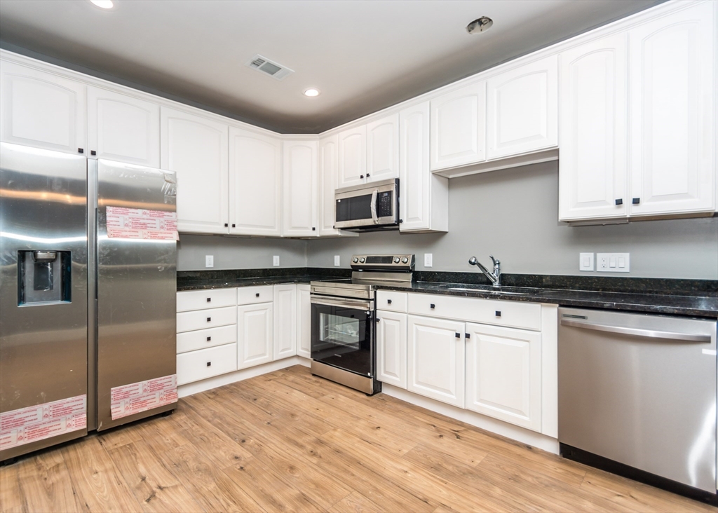 87 Clocktower Drive 203