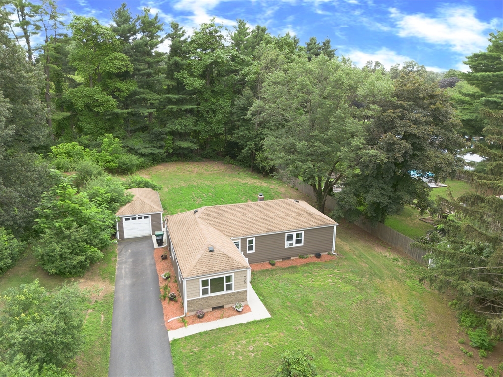 725 Lombard Rd