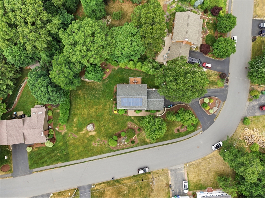 9 Sparhawk Dr