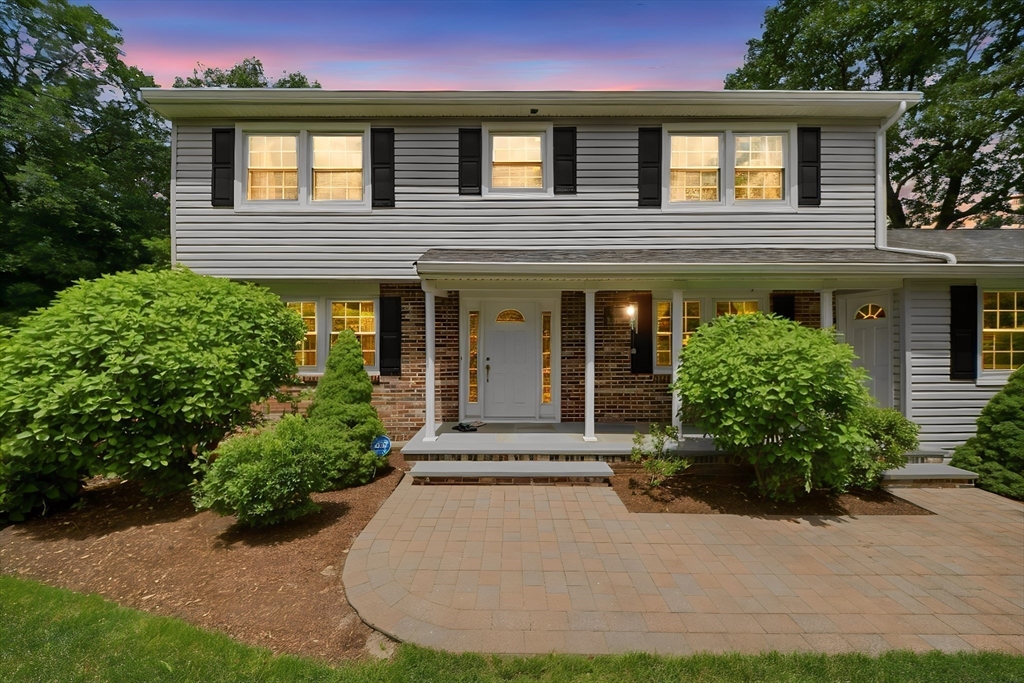 9 Sparhawk Dr