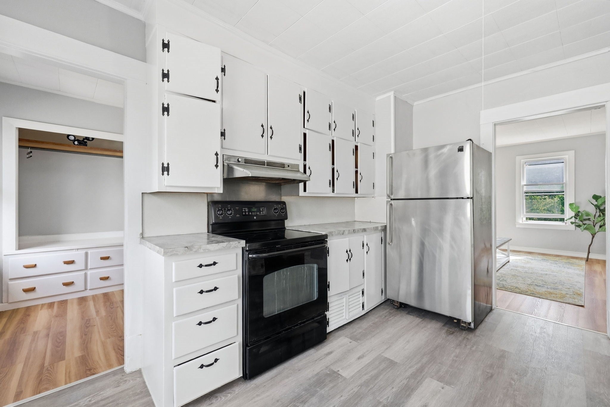 20 Rathburn St, Chicopee, MA, 20 Rathburn St, Chicopee, MA Photo #14