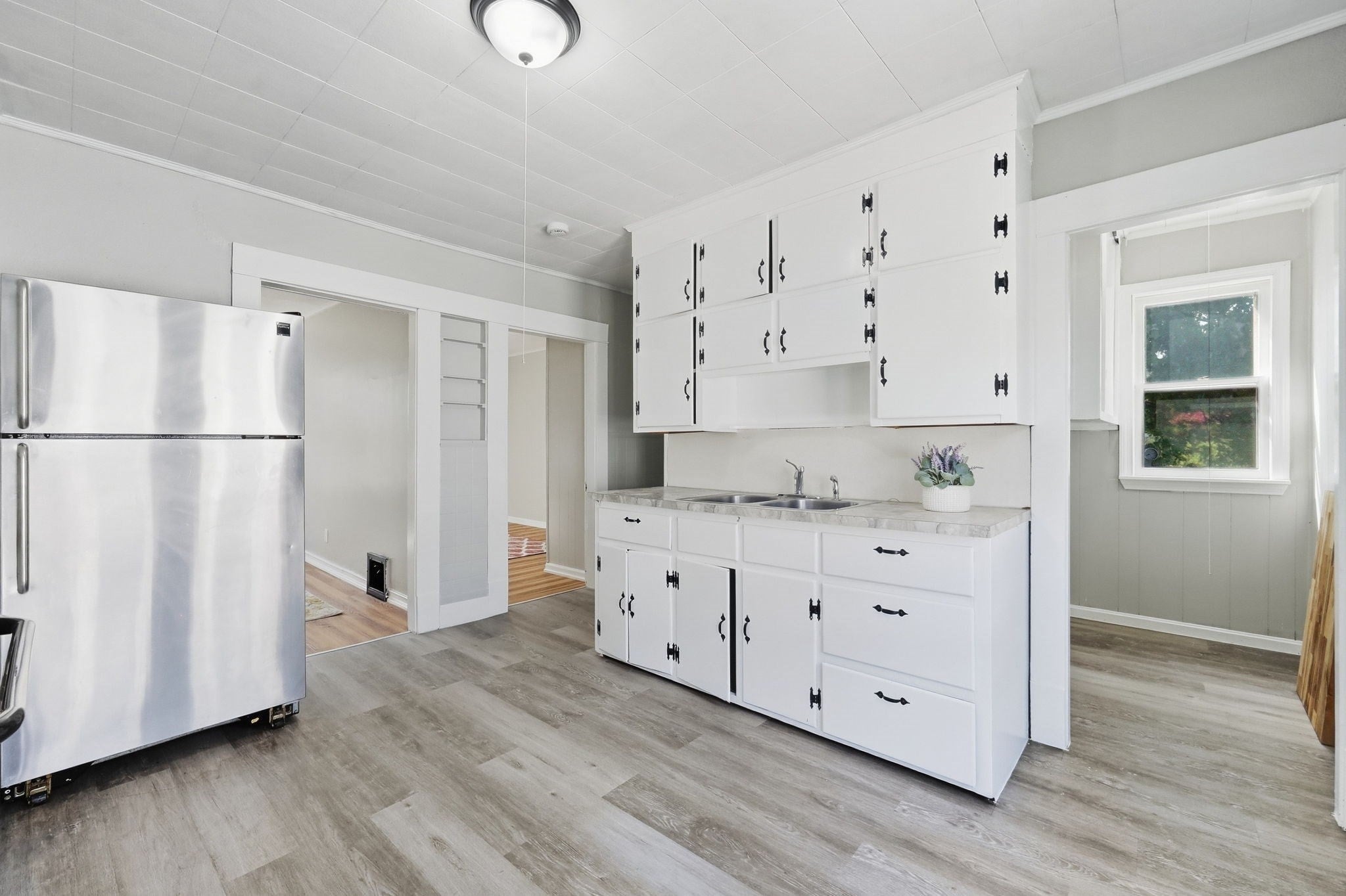 20 Rathburn St, Chicopee, MA, 20 Rathburn St, Chicopee, MA Photo #16