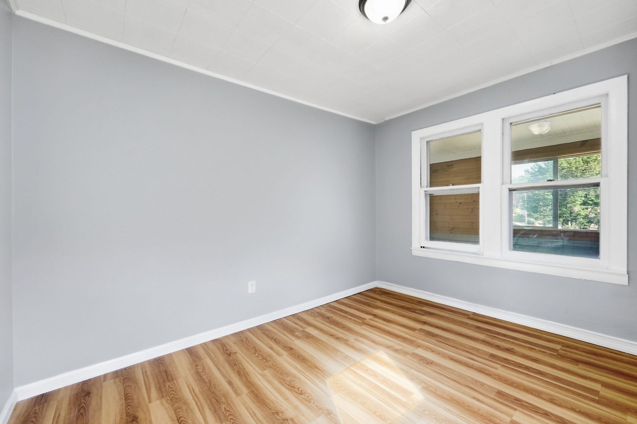 20 Rathburn St, Chicopee, MA, 20 Rathburn St, Chicopee, MA Photo #10
