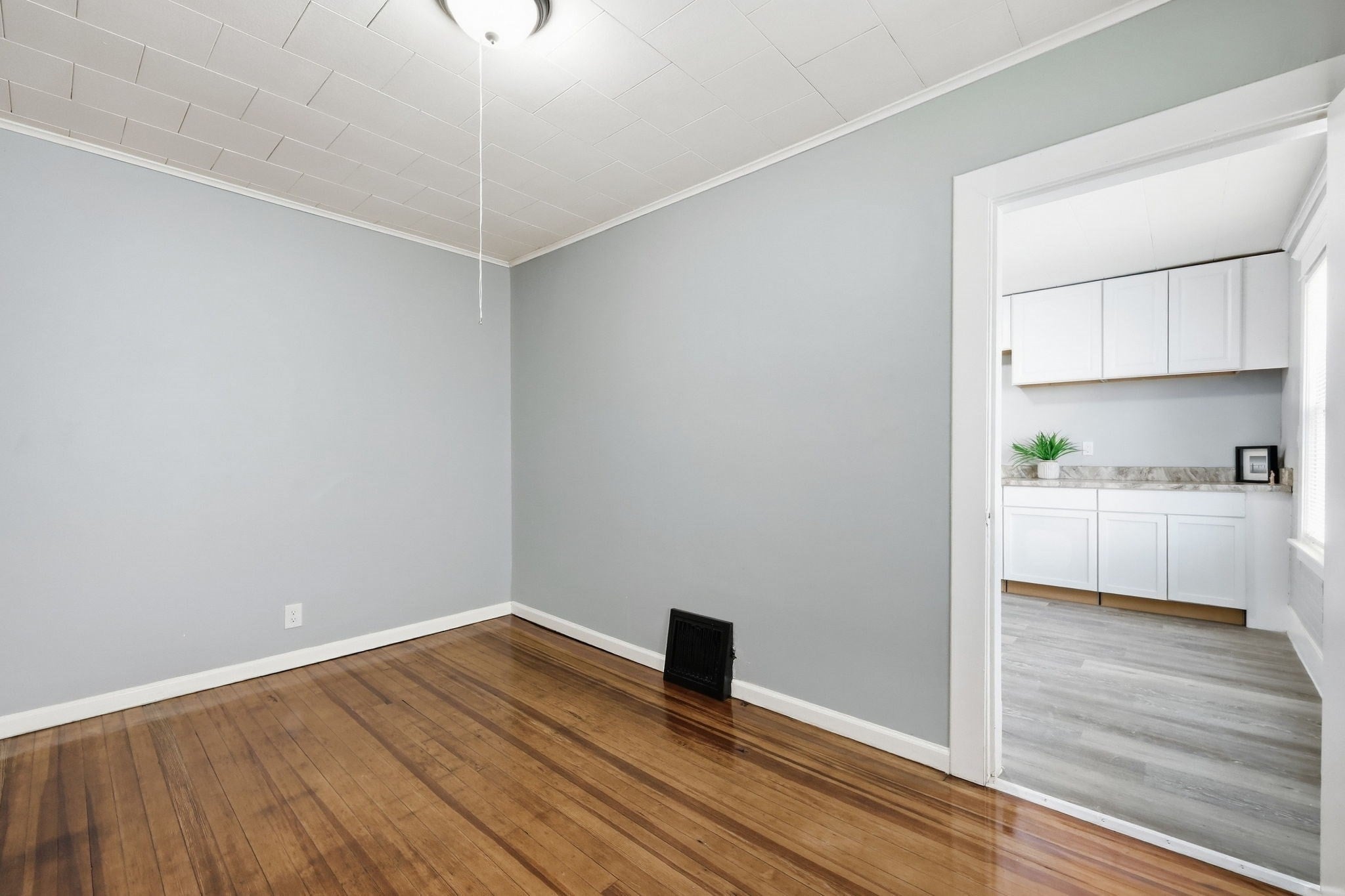 20 Rathburn St, Chicopee, MA, 20 Rathburn St, Chicopee, MA Photo #23
