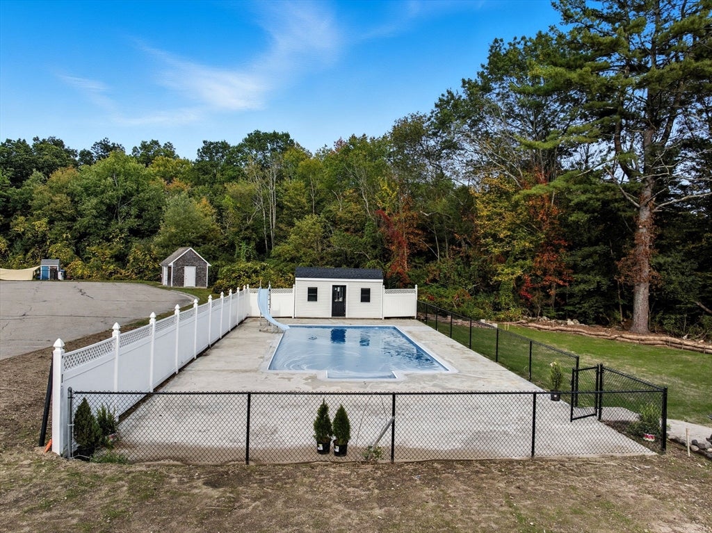 434 Sumner St, Stoughton, MA, 434 Sumner St, Stoughton, MA Photo #38