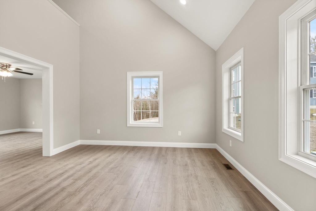 11R Pine Hill Way 11