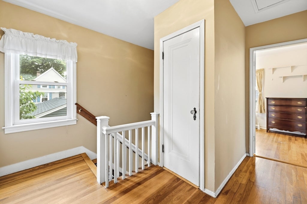 1 Belvidere Ave, Worcester, MA Photo #14