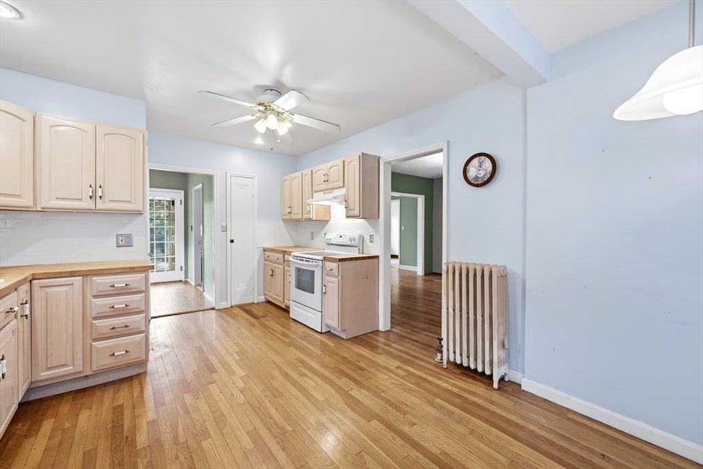 1 Belvidere Ave, Worcester, MA Photo #5