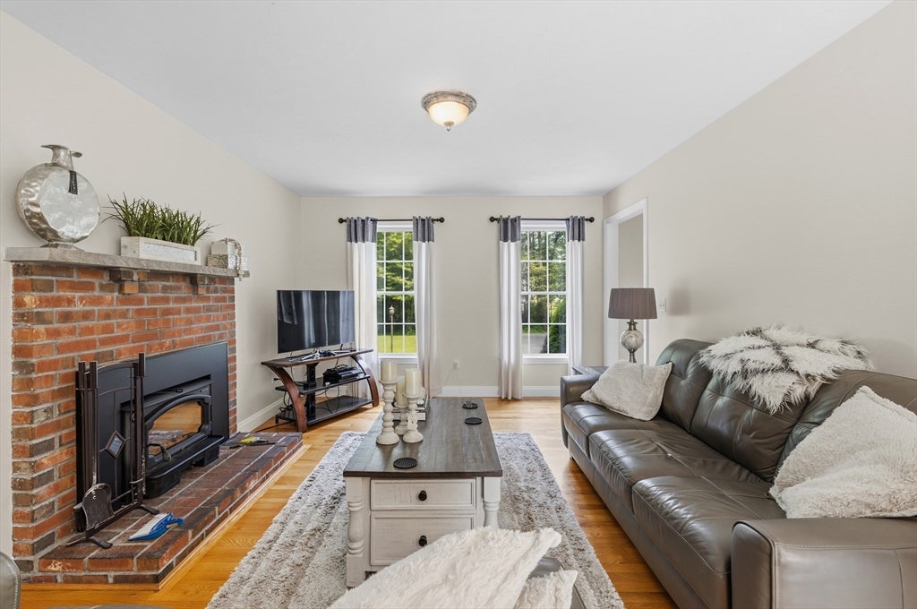 3 Pleasant St