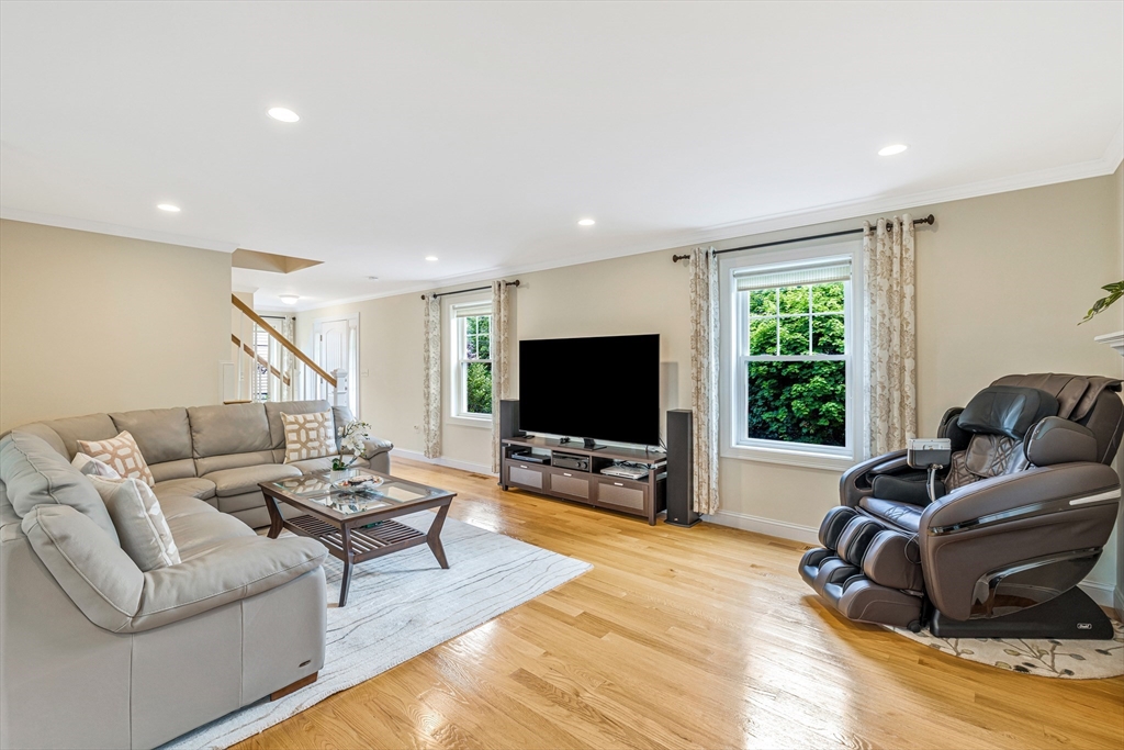 184 College Farm Rd