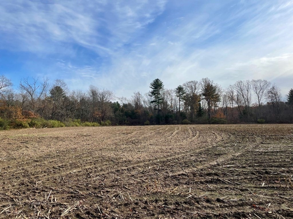 Lot 7 Central Turnpike