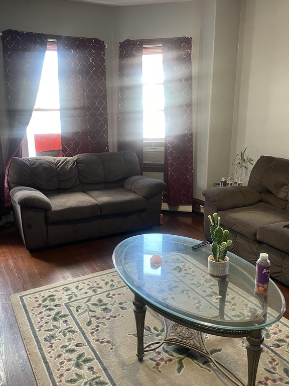212 Weld St