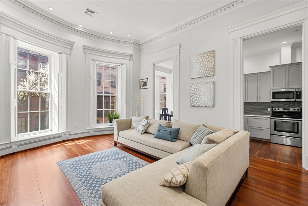 34 Hancock St 2B