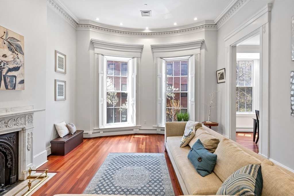34 Hancock St 2B
