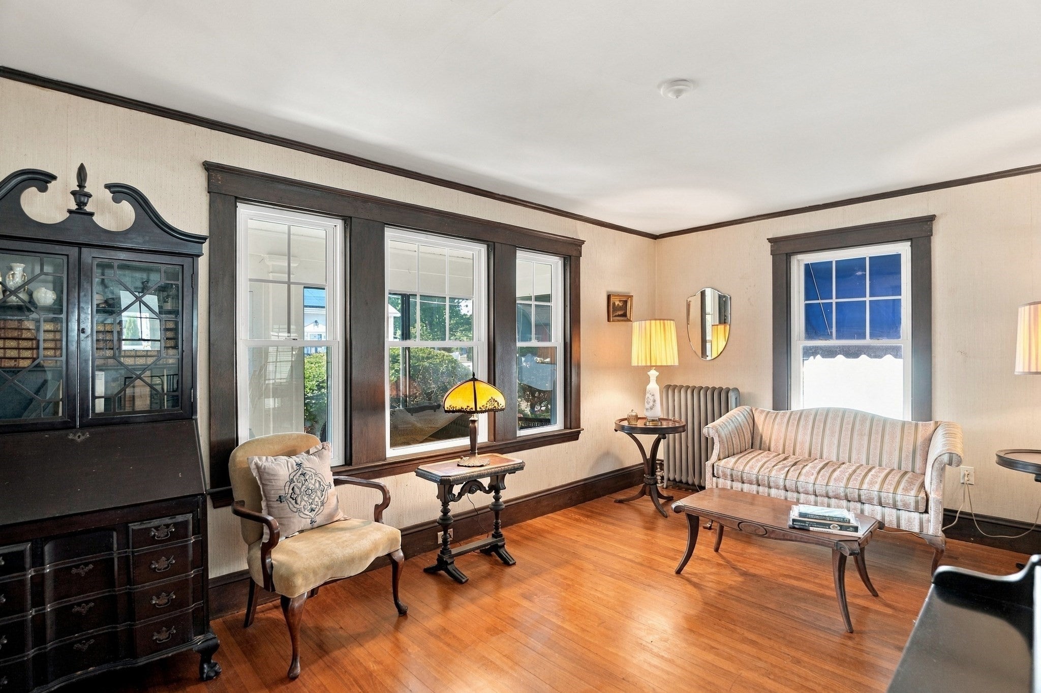 4 Henry Avenue