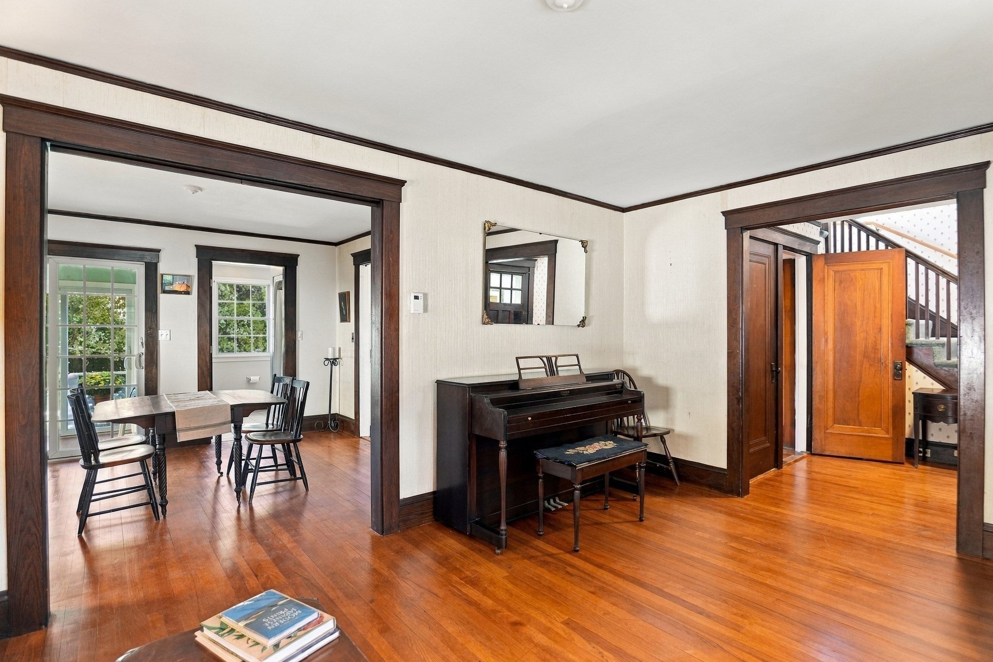 4 Henry Avenue, Woburn, MA, 4 Henry Avenue, Woburn, MA Photo #7