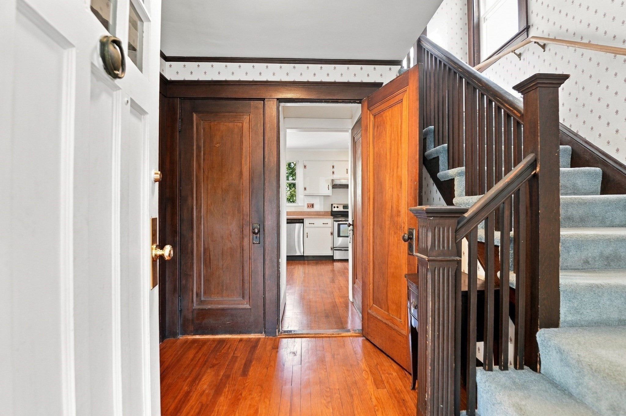 4 Henry Avenue