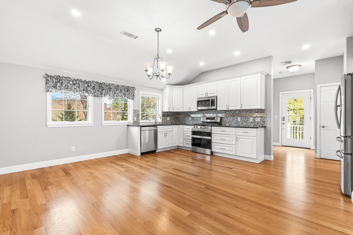 16A Glenwood Ave #A, Winchester, MA Photo #2