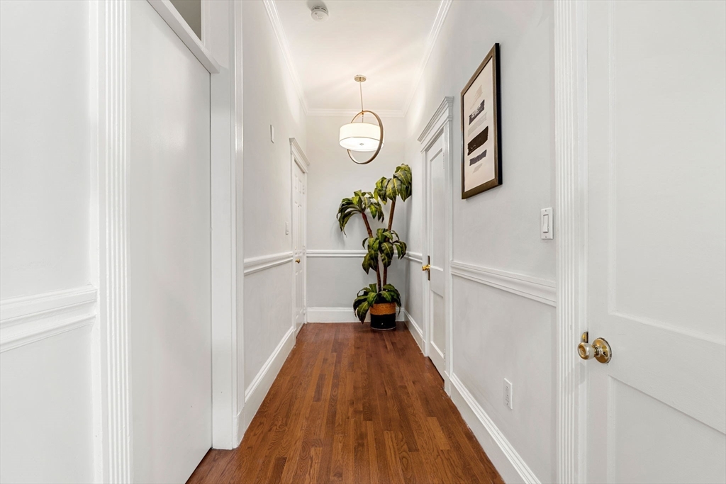 39 Hemenway St 4