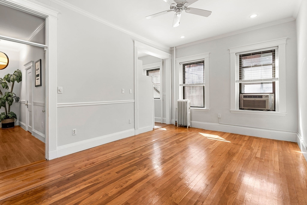 39 Hemenway St 4
