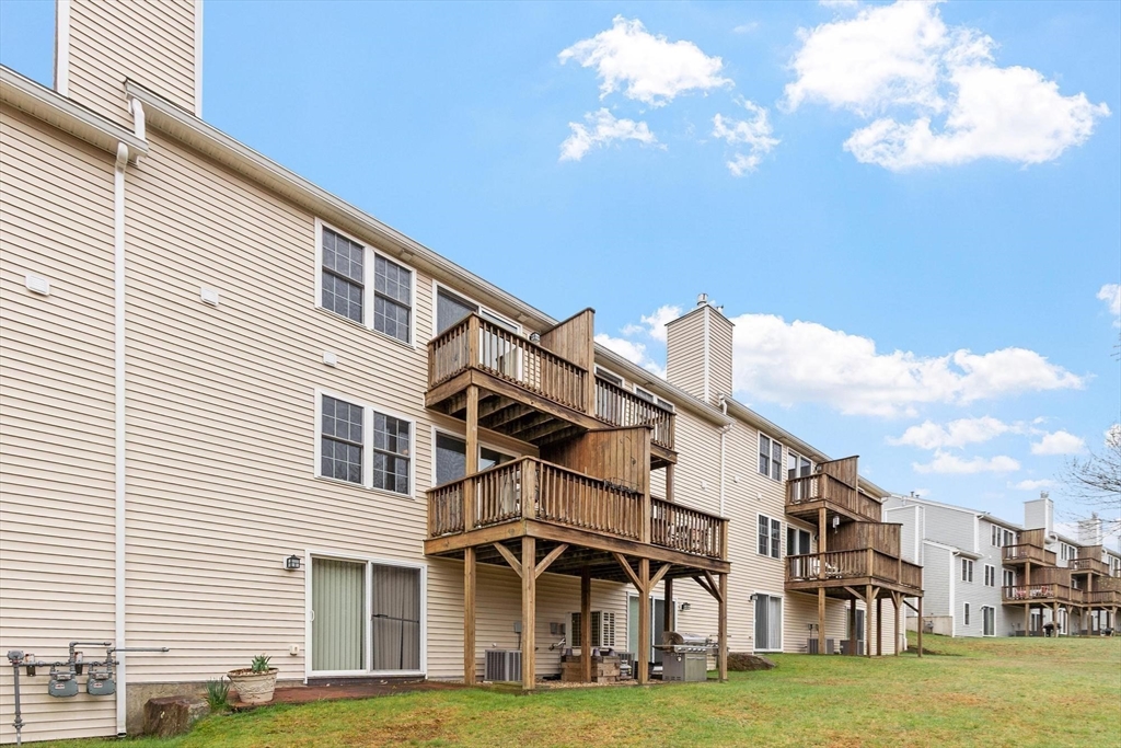 33 Green Briar Rd 33