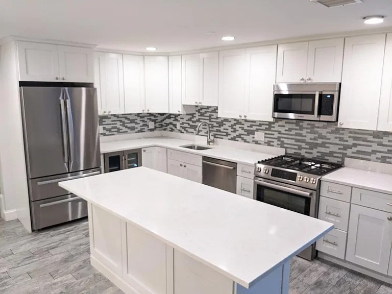 142 Pleasant St 11