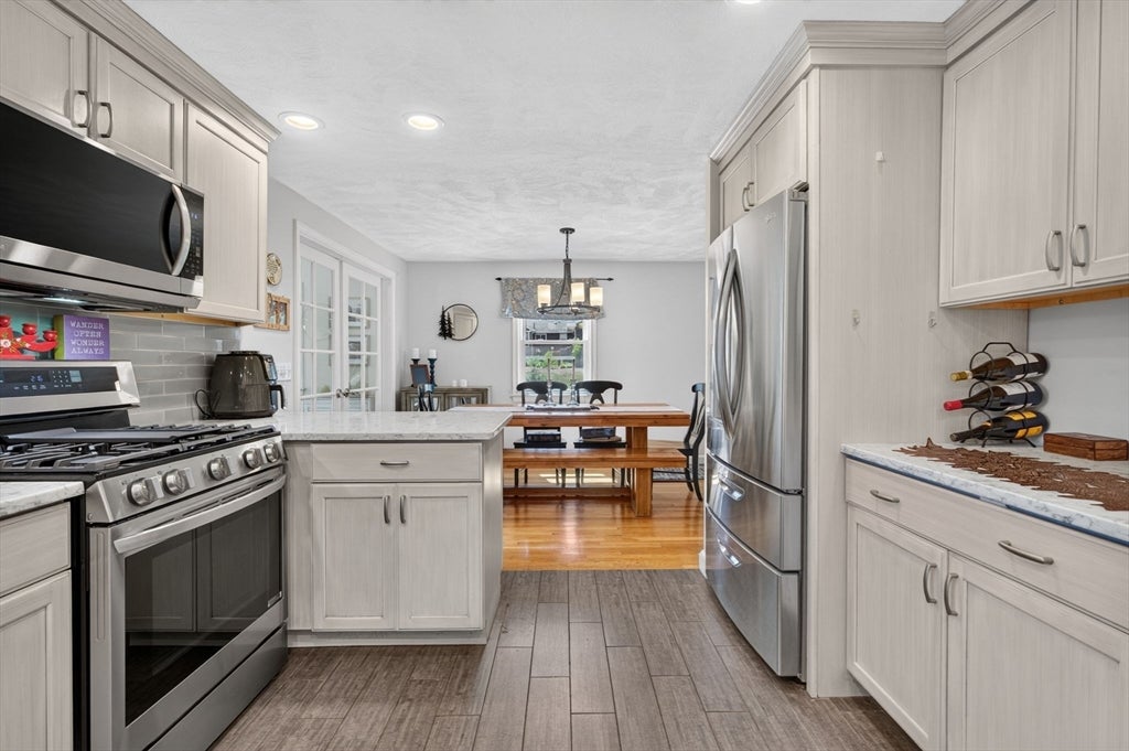 3 Jerridge Ln, Chelmsford, MA, 3 Jerridge Ln, Chelmsford, MA Photo #7