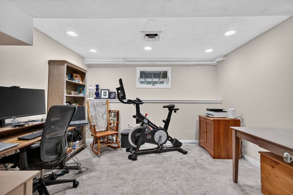 3 Jerridge Ln, Chelmsford, MA, 3 Jerridge Ln, Chelmsford, MA Photo #25