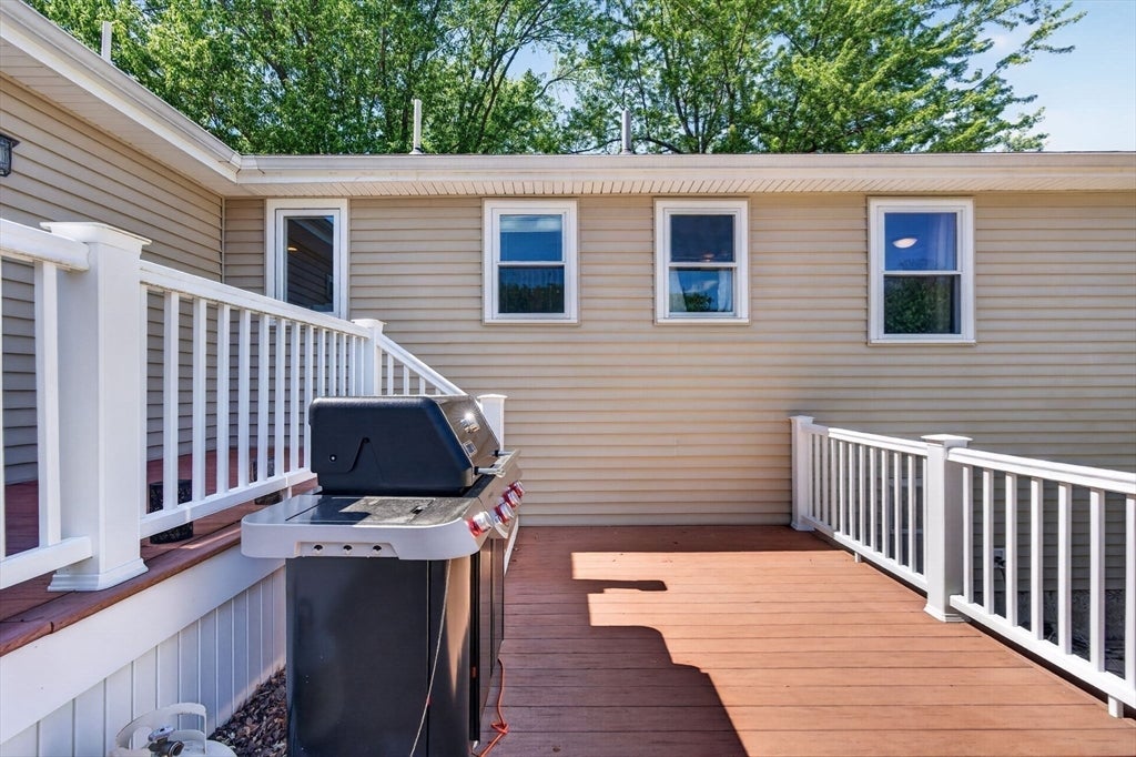 3 Jerridge Ln, Chelmsford, MA, 3 Jerridge Ln, Chelmsford, MA Photo #18